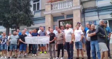 (VIDEO) După protest, se pregătesc să conteste deciziile de pensionare în instanță