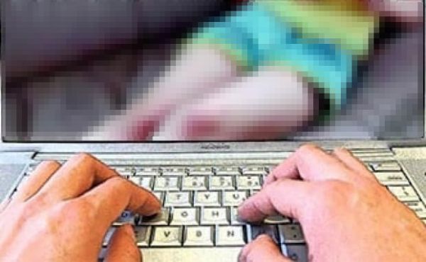 Caz oribil de pornografie infantilă. Victimă, copila concubinei