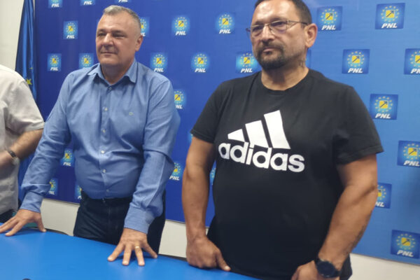 Replică PNL pentru Traian Berbeceanu