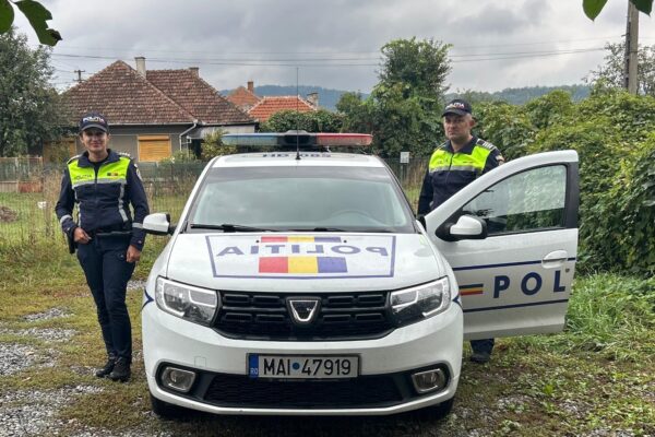 Șofer fără permis și băut, reținut după ce a încercat să mituiască polițiștii din Crișcior cu 3.000 de euro